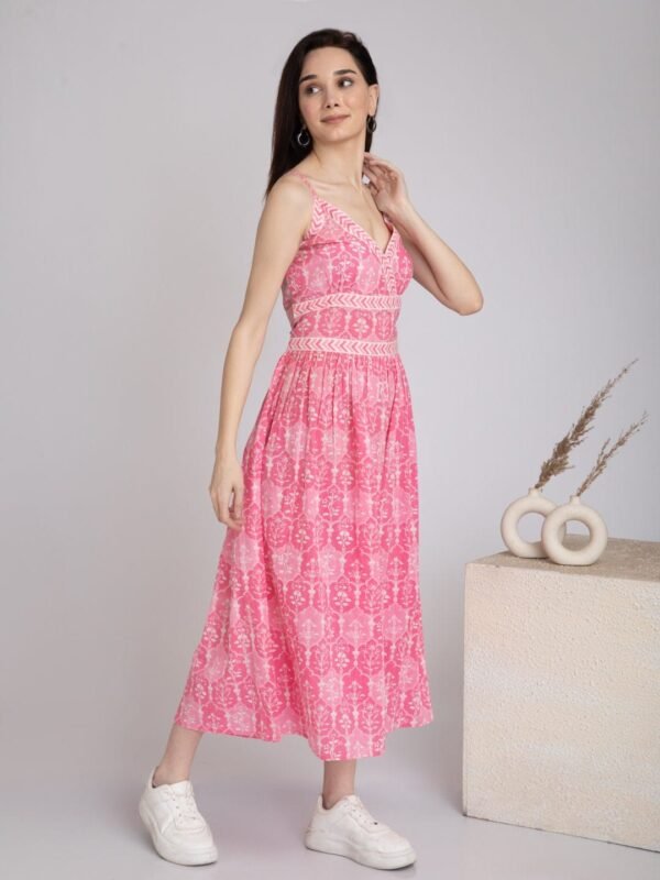 Midaxi Sun Dress Block Print With Crossover V-Neck Border-Slipdress - Image 4