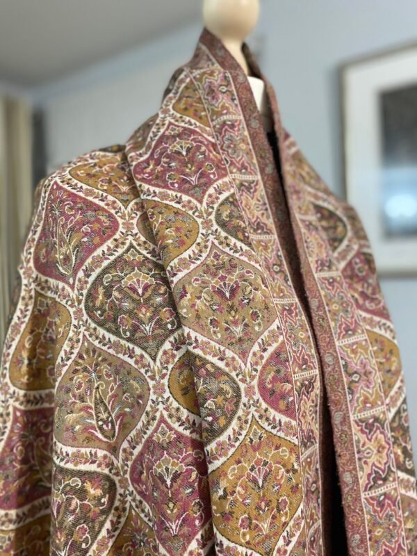 Luxury Wool Kani Woven Shawl Winter Wrap Paisley Jacquard Persian Design Woven Beige Shawl