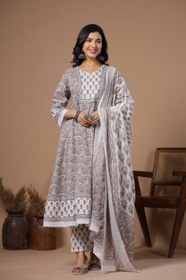 Anarkali Kurta Set-Floral Pure Cotton Indian Ethnic Kurta set-Women's Suit - Image 6