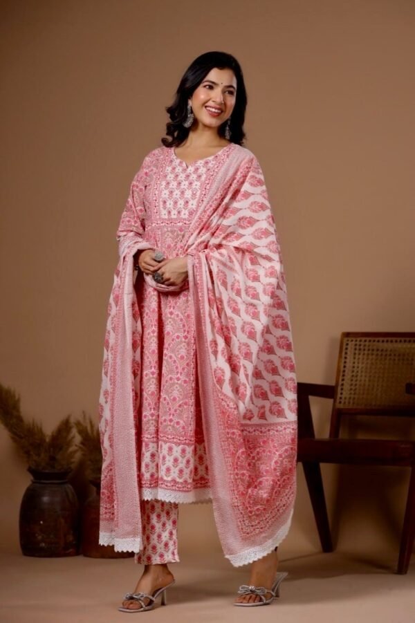 Anarkali Kurta Set floral Pink Pure Cotton-Indian Ethnic Kurta set-Women's Suit - Image 3