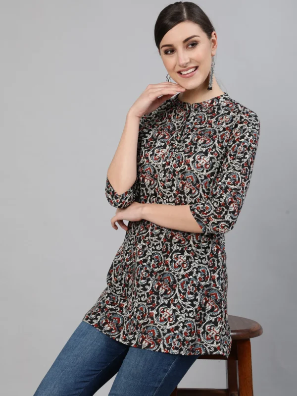 Black Hand Block Print Tunic In Pure Cotton-Short Kurta-Indian ethnic Top-Casual-Holiday - Image 4