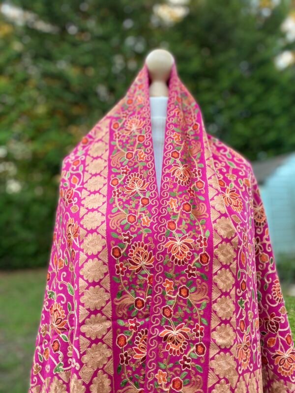 Embroidered Luxury wool Shawl Winter Wrap - Image 4