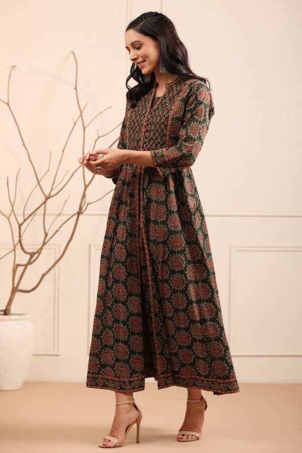 Layered Long dress-Block Print Pure Cotton-Green - Image 4