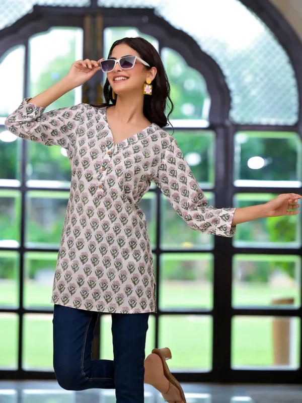 Hand Block Print V-Neck Tunic-100% Cotton Pink Floral Top - Image 4